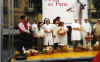 Festa 04_b.jpg (94709 byte)